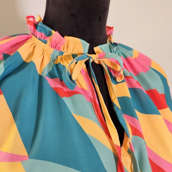 ENTRO Oversized Ruffle Sleeve Blouse, Size S/M - Picture 7 of 11